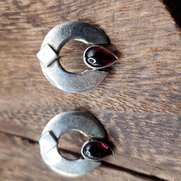 Solid Vampire garnet solid sterling silver doorknocker earrings E2164 antique - Picture 2 of 3